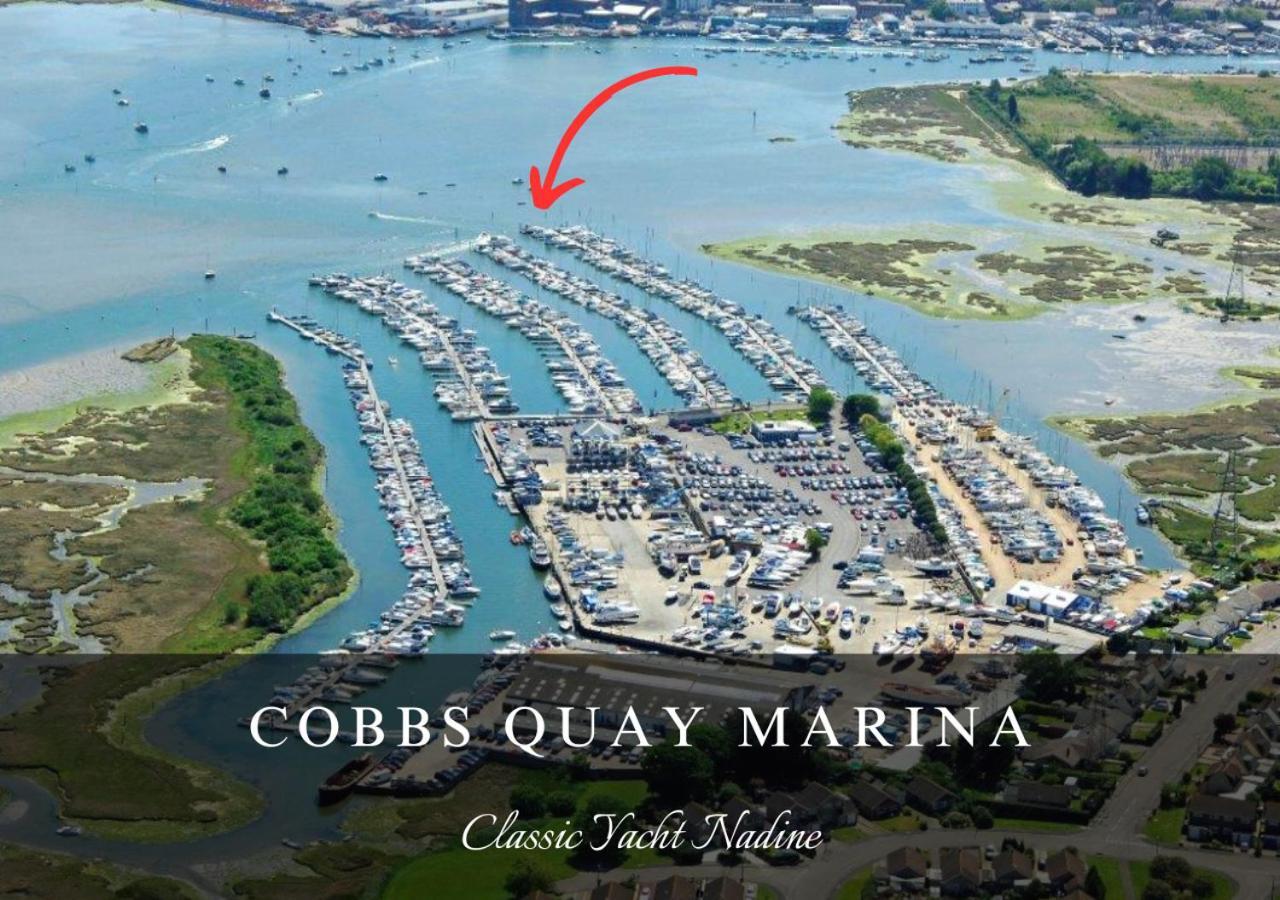 Classic Yacht Nadine In Poole Harbour, Dorset, With A Hot Tub Jacuzzi Εξωτερικό φωτογραφία
